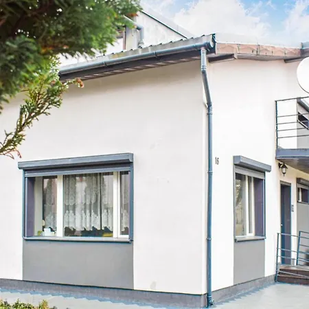 Appartamento 2 Bedroom Beautiful In *